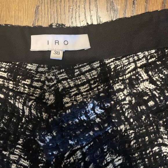 Iro shorts - Picture 2 of 5